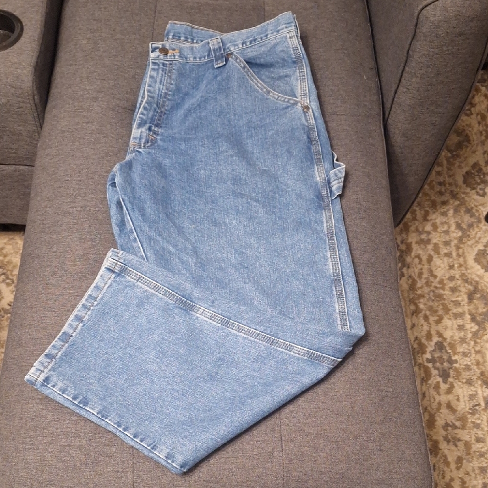 Wrangler Light Blue Relaxed Fit Jeans